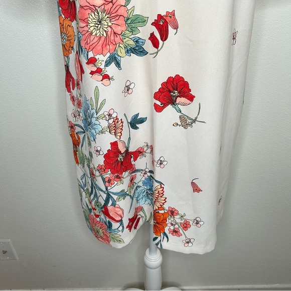 ZARA Cream & Red Floral V-Neck Shift Mini Dress Puff Sleeve Size S With Pockets - Picture 3 of 8